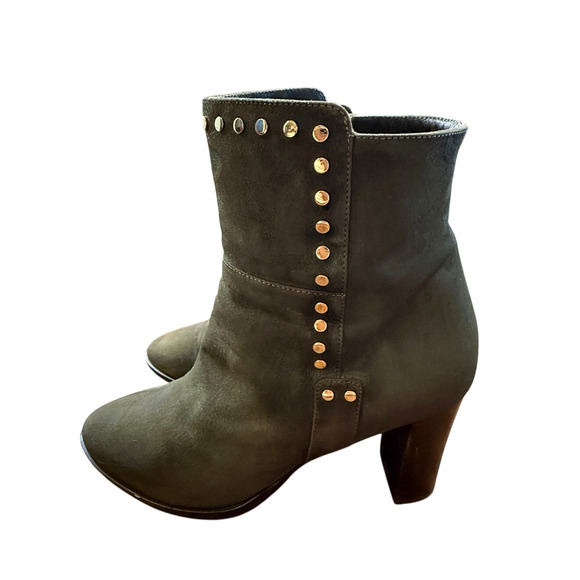 Jimmy Choo 8.5 Bethanie Olive Green $1190 Suede Studded Ankle Boots Almond Toe - Picture 4 of 7